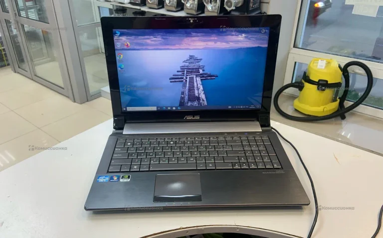 Ноутбук  Asus N53S