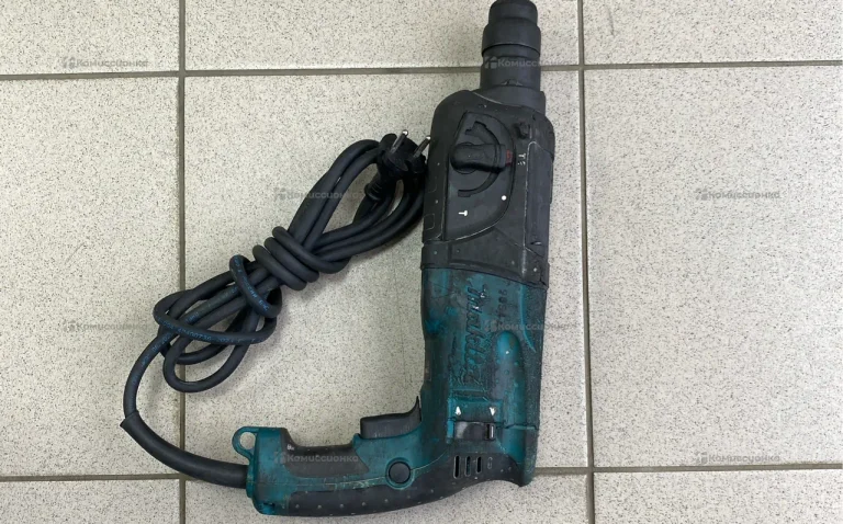 Перфоратор makita HR2470