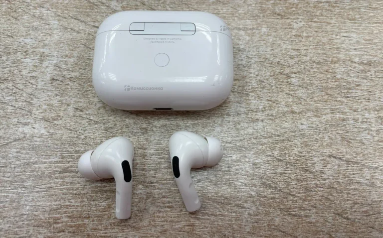 Наушники Apple AirPods Pro