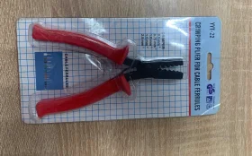 Crimping plier for cable ferrules