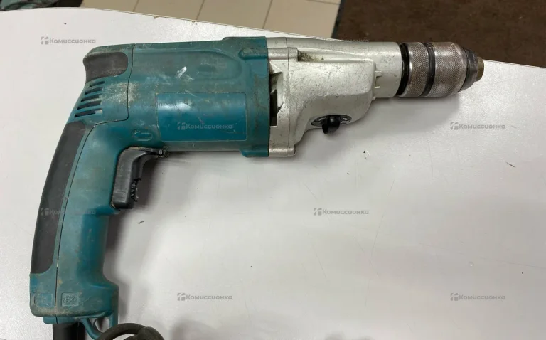 Дрель makita DP4010