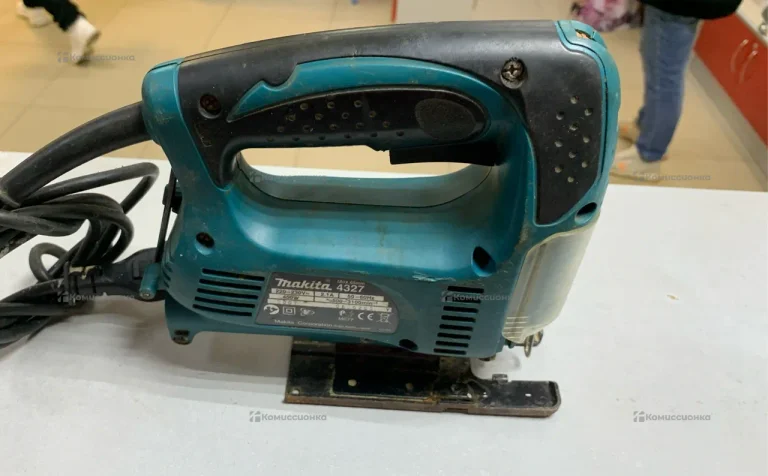 Электролобзик makita 4327