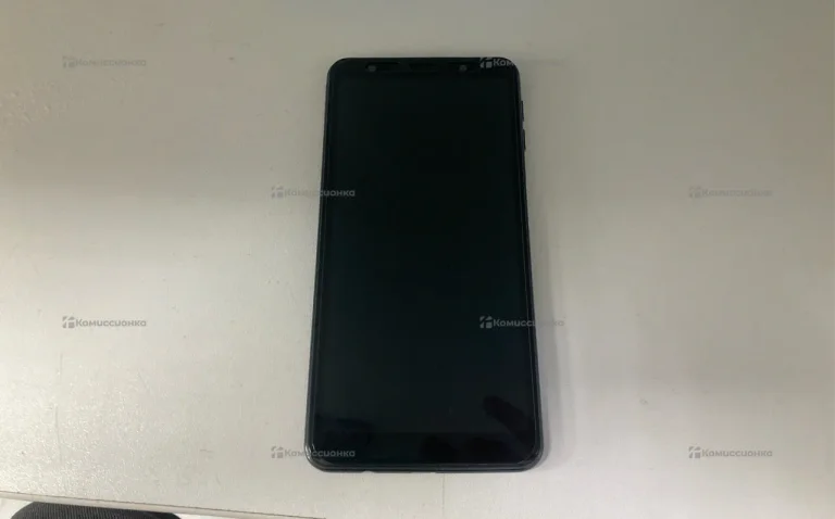 Samsung Galaxy A7 4/64 ГБ