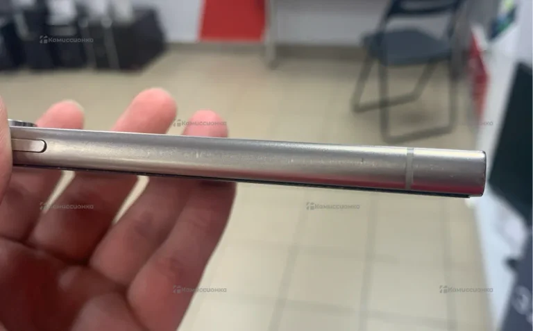 Samsung Galaxy S24 Ultra 12/256 ГБ