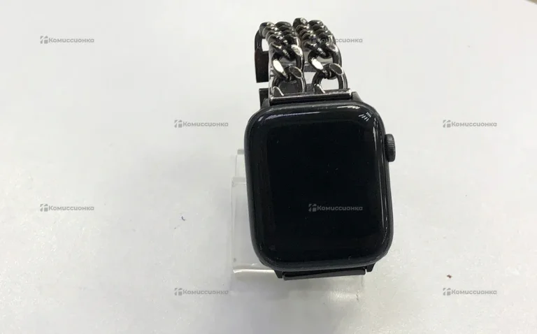 Часы Apple Watch SE 44mm