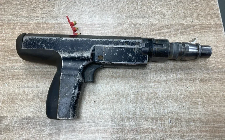 Пистолет пороховой монтажный Walte PT-370