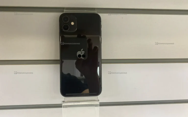 Apple iPhone 11 4/64 ГБ