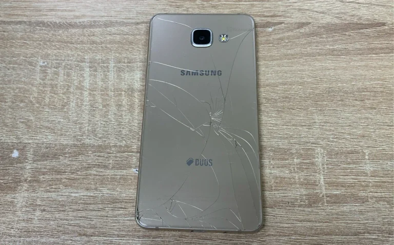 Samsung GALAXY A5 (2016) 2/16