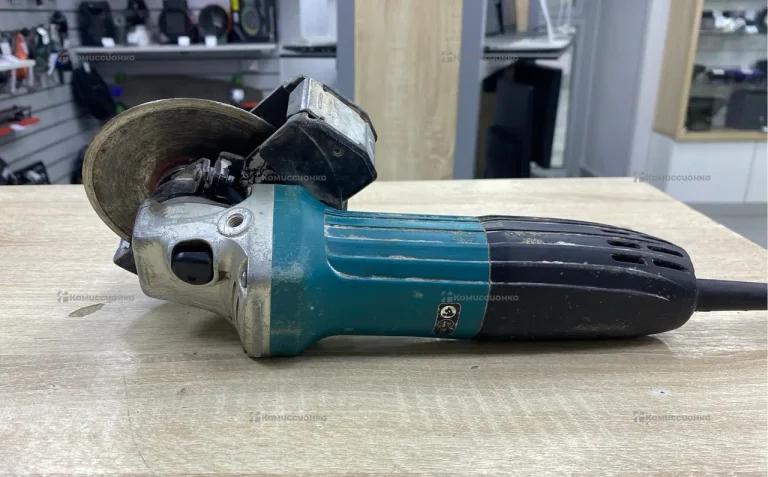 УШМ makita GA5030