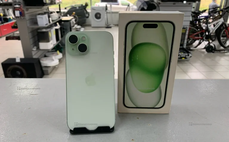 Apple iPhone 15 6/128 ГБ