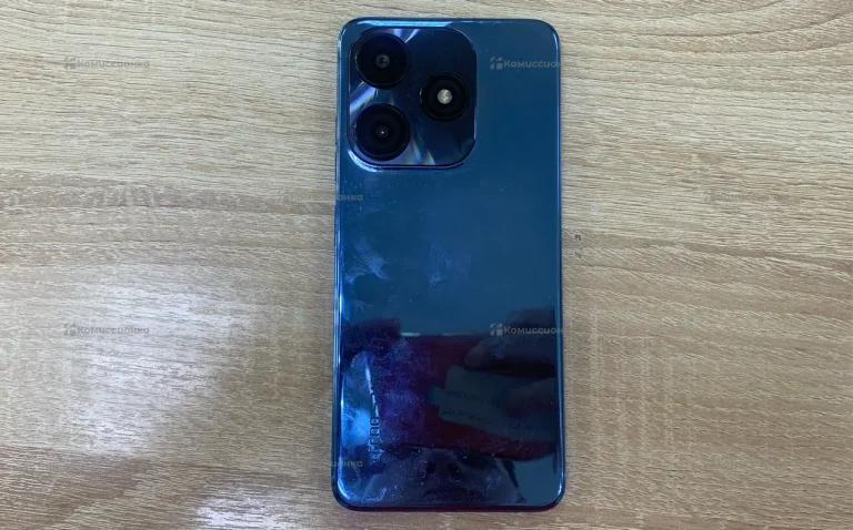 Tecno Spark 10C 4/64 ГБ