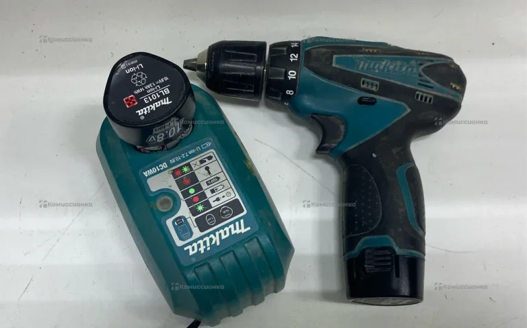 Дрель-шуруповерт Makita DF330D