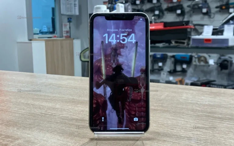 Apple iPhone 11 4/64 ГБ