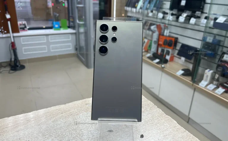 Samsung Galaxy S24 Ultra 12/256 ГБ