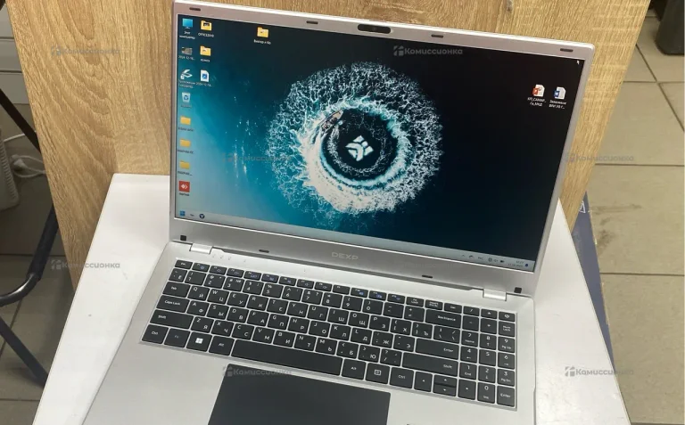 Ноутбук dexp aquilon c15-icw300