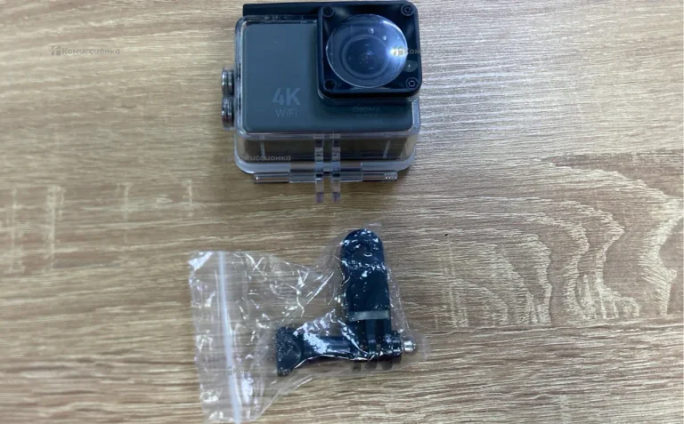 Экшн камера Digma DiCam 810