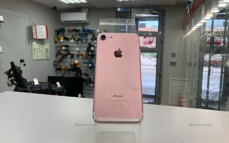 Apple iPhone 7 2/32 ГБ