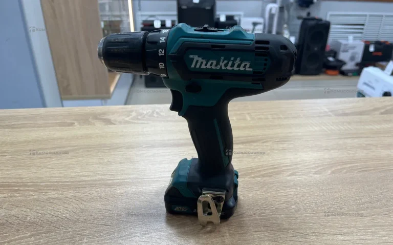 Дрель-шуруповерт makita DF331DWAE