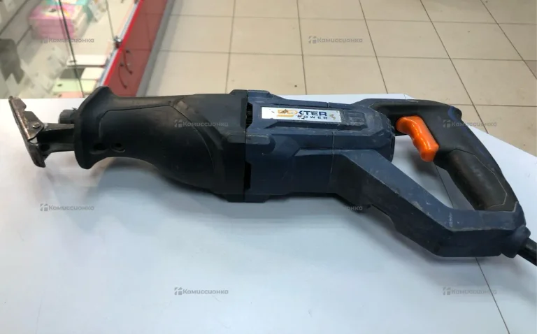 Пила сабельная Dexter nc850rs