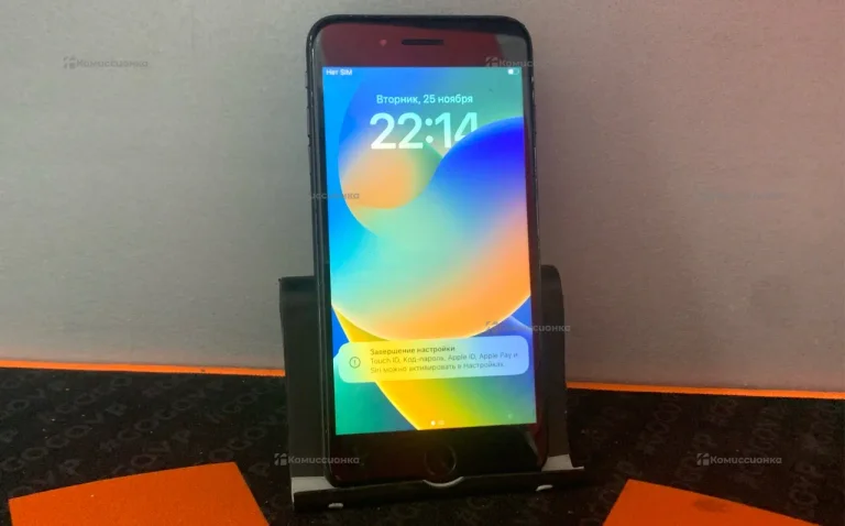 Apple iPhone 8 Plus 3/64 ГБ