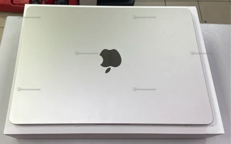 Ноутбук MacBook Air 13 2022 m2