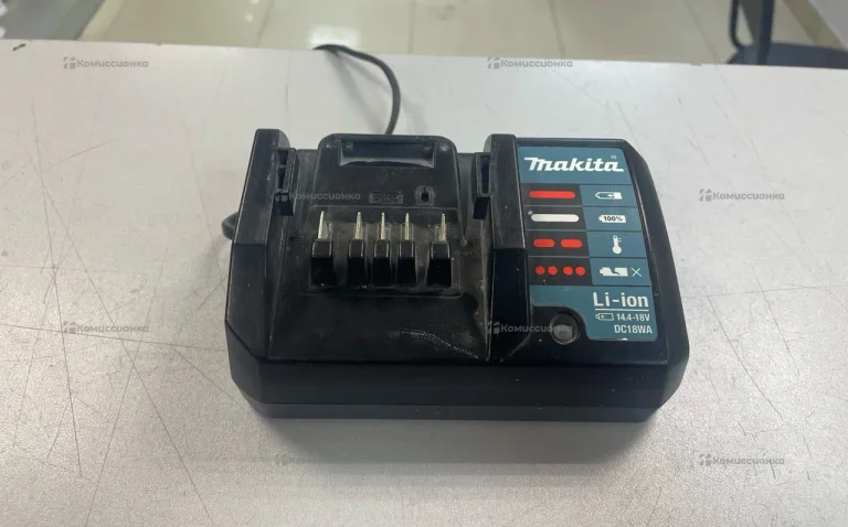 Зарядное устройство DC18WA