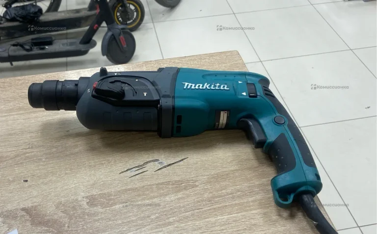 Перфоратор makita HR2470