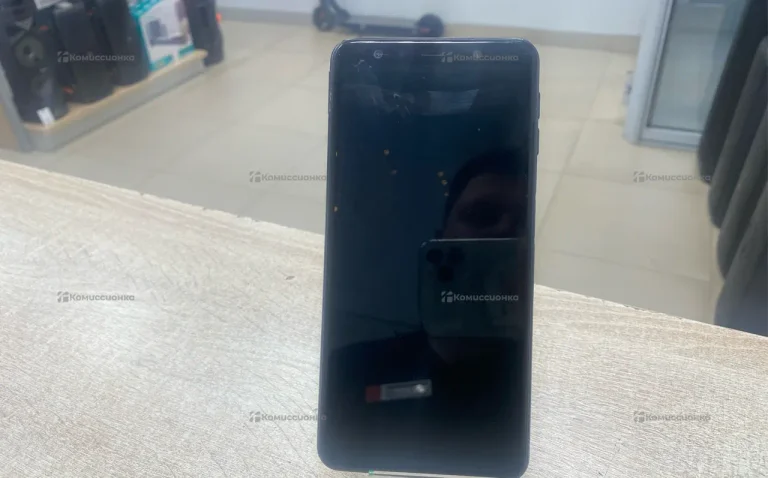 Samsung Galaxy A7 4/64 ГБ