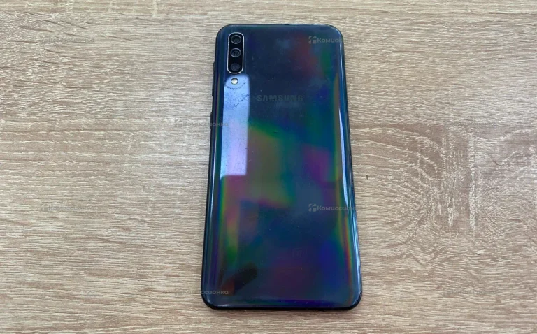 Samsung Galaxy A50 4/64Gb