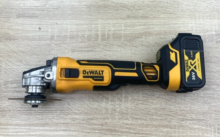 Аккумуляторная ушм DeWalt реприка
