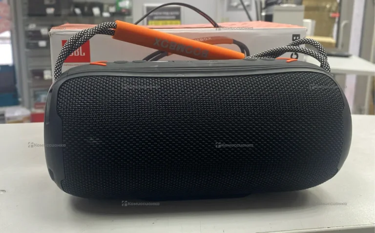Колонка  JBL boombox replica