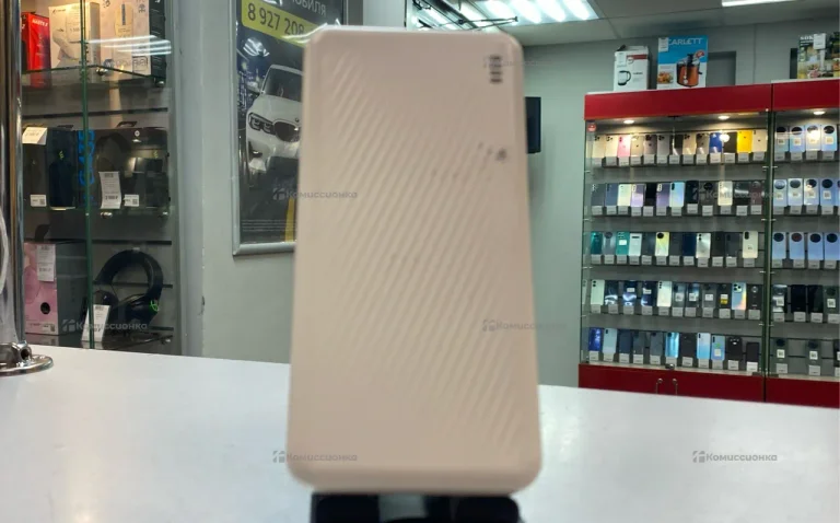 Power Bank  белый 20000 мАн