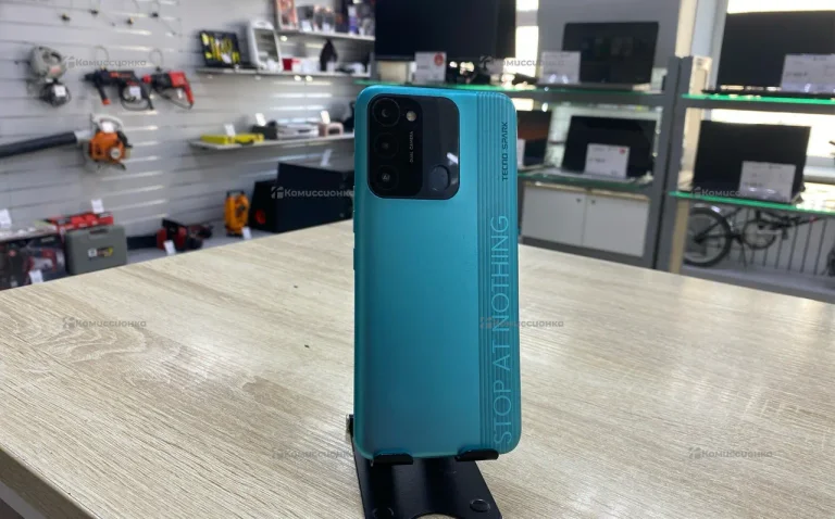 Tecno Spark 8C 4/64Gb