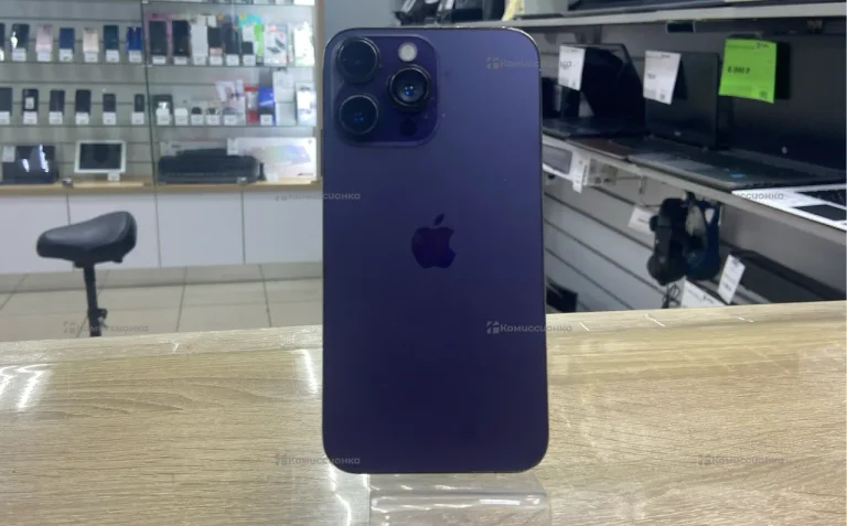 Apple iPhone XR 3/256 ГБ