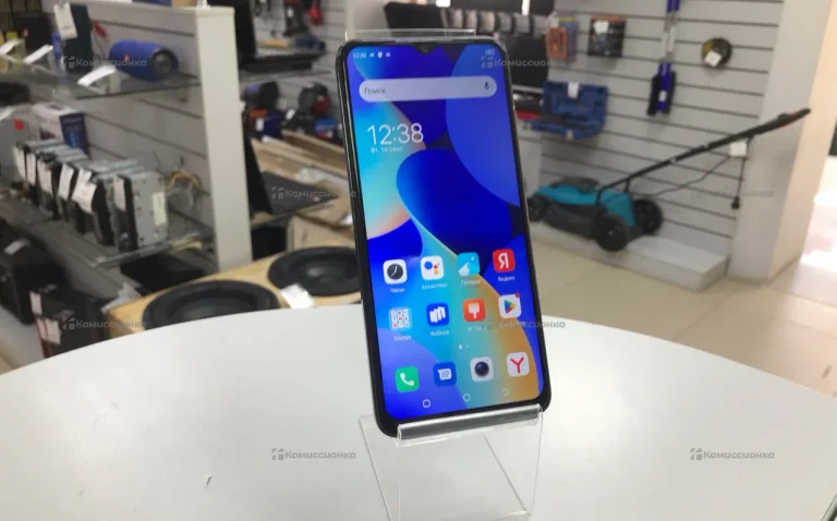 Tecno Spark 10C 4/64 ГБ