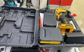 Шуруповерт DeWalt б/щ