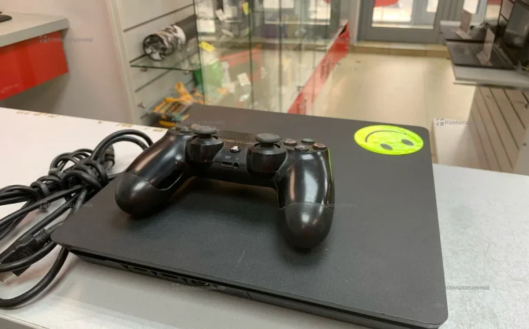 Приставка ps4 slim 1Tb