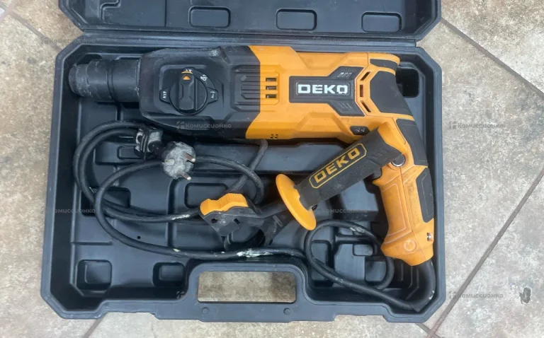 Перфоратор DEKO DKH850W