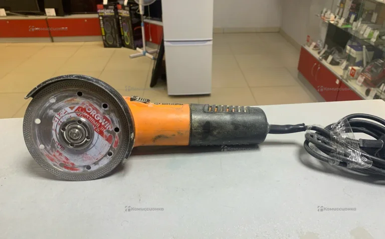 Угловая шлифмашина ВИХРЬ УШМ-125/800