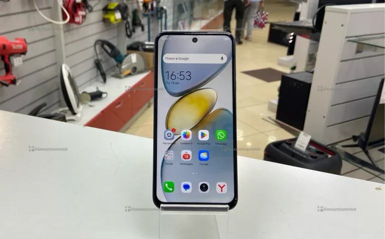 Tecno Spark Go 1 4/128 ГБ
