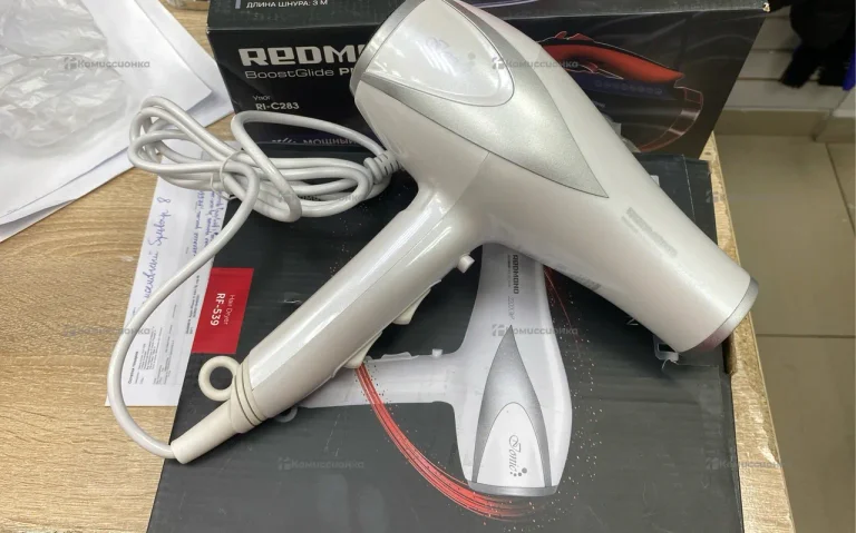 Фен REDMOND RF-539