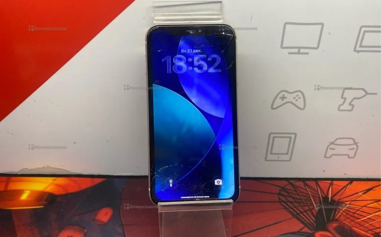 Apple iPhone 11 4/64 ГБ