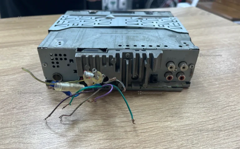 Автомагнитола  Pioneer MVH-160UI