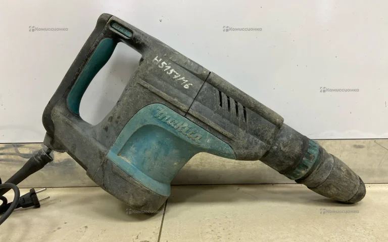 Отбойный молоток makita HM1203C