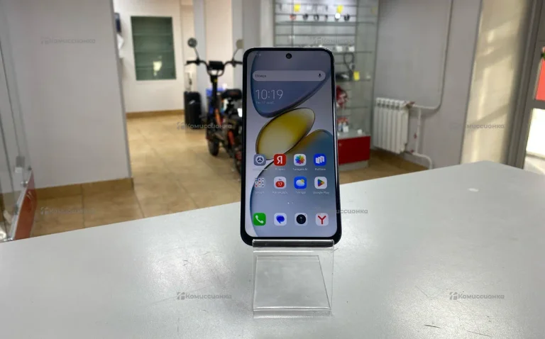 Tecno Spark Go 1 4/64 ГБ