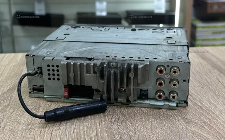 Автомагнитола  pioneer DEH-X7500SD