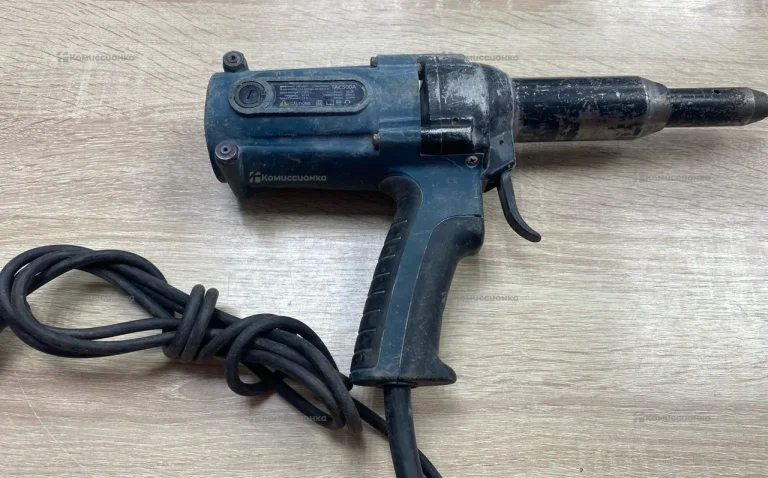 Заклёпочник TAC500A