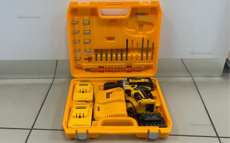 Дрель шуруповерт Dewalt