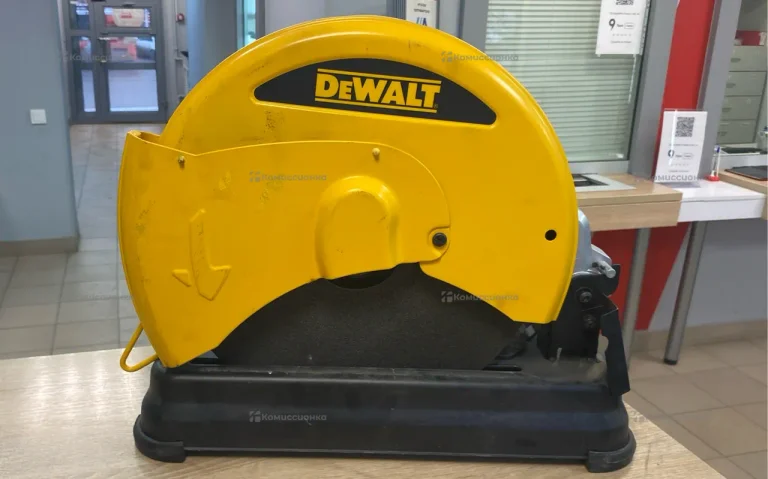 Монтажная пила DeWALT D28730
