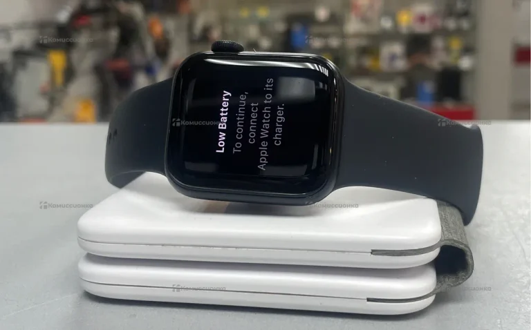 Часы  Apple Watch SE (2Gen) 40mm